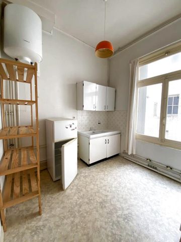 Location Appartement 2 pièces 39m² BORDEAUX 33000 - Photo 3