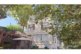 Apartamento T3+1 em Lisboa