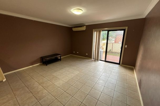 View Saturday at 2:05pm - 2:25pm - Photo 1