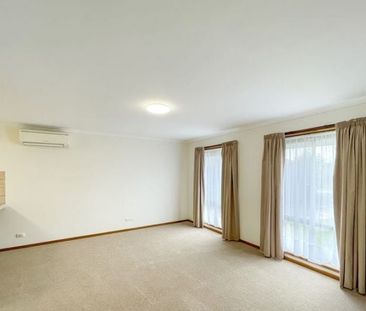 2/23 Nabilla Crescent Strathdale VIC - Photo 1