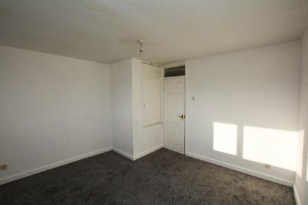 2 bedroom townhouse to rent - Photo 5