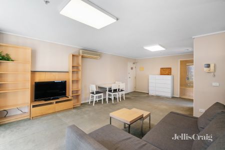 2405/668 Bourke Street, Melbourne - Photo 2