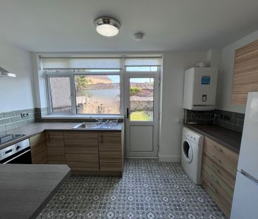 Basement Flat, Walter Road, Swansea. SA1 5PY - Photo 5