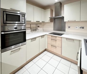 1 BED Apartment To rent - Photo 3