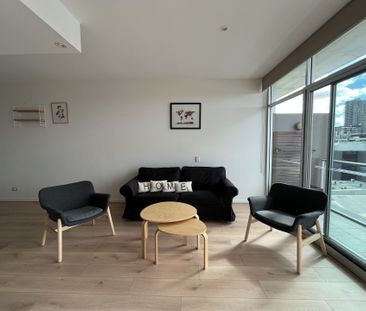 Spacious, Fully Furnished & In The Perfect Location! - Photo 4