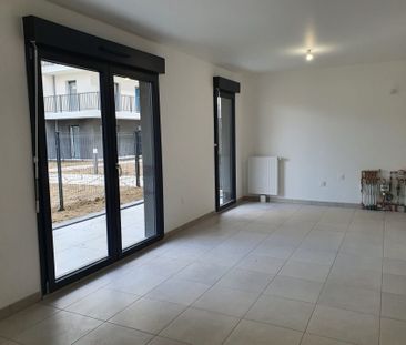 Location Appartement 2 pièces 53m² COMPIEGNE 60200 - Photo 3