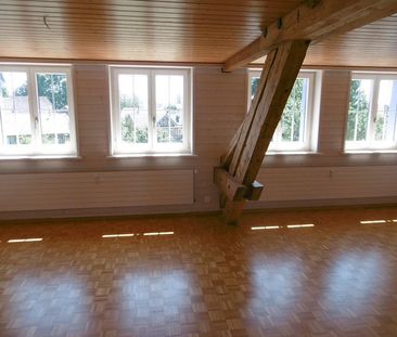 Attraktive 4.5-Zimmer-Maisonette-Wohnung in Utzenstorf (126 m2 im DG) - Foto 1