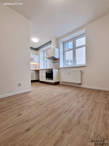 Pronájem bytu 1+kk 20 m² - Photo 4