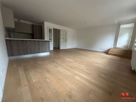 Location Appartement 3 pièces 78m² - Photo 2