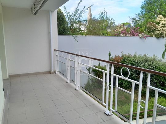 Appartement T2 Meuble - 56.30m² - Centre-ville De Carquefou - Photo 1