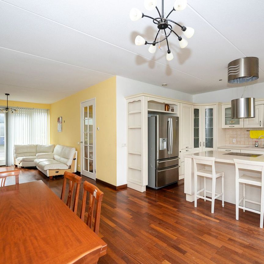 Helenusstraat 15, Homeruskwartier Midden, 1363VC, Almere - Photo 1