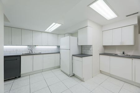 For Lease - 3 Minorca Place Unit# Lower 2, Toronto, Ontario - Photo 4