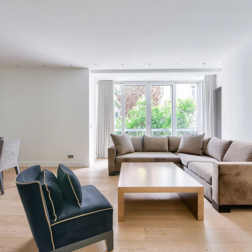 Tout savoir sur cet appartement dans le quartier Triangle d'Or, à Paris 8ème - Photo 1