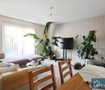 3 bedroom end of terrace house to rent - Photo 1