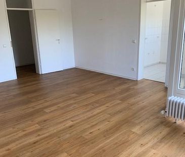 Gemütliche 2-Zimmer-Wohnung mit Balkon auf dem Zollberg - Foto 1
