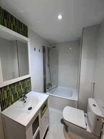 Calle de Ramón Gómez de la Serna, Madrid, Community of Madrid 28035 - Photo 5