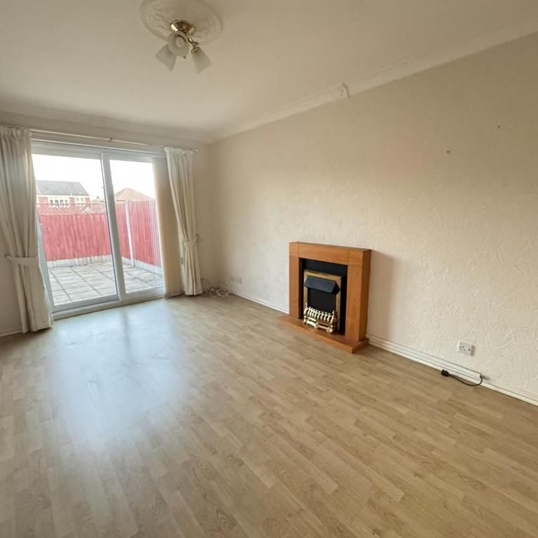 2 bedroom terraced bungalow to rent - Photo 1