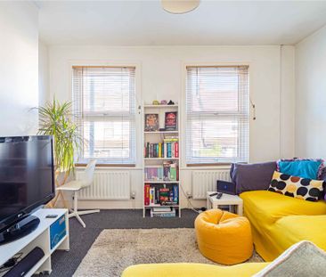 1 bed Flat for rent - Photo 1