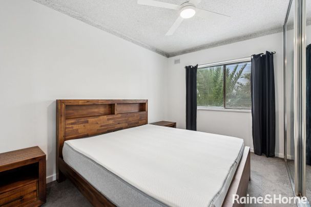 Furnished 2 Bedroom Beauty! - Photo 1