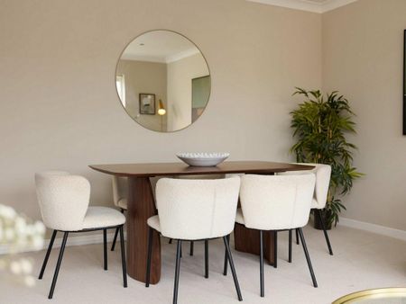 3 bedroom apartment to rent - Photo 5