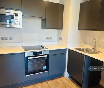 1 bedroom flat to rent - Photo 5