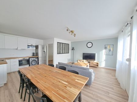 Location Appartement 6 pièces 105m² TROYES 10000 - Photo 2