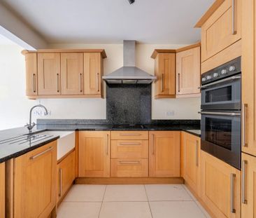 2 bedroom detached house to rent - Photo 2