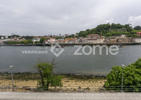 Apartamento T1 em Porto