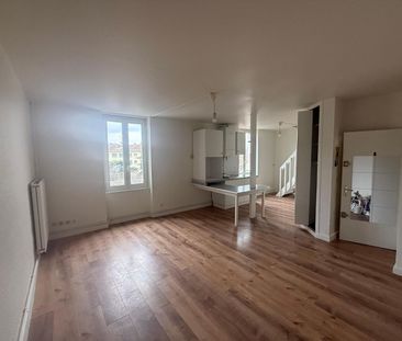 Location Appartement 4 pièces 46m² BOURG LES VALENCE 26500 - Photo 1