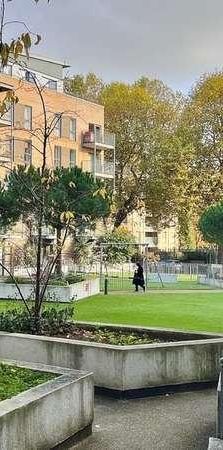 Nelson Street, E16 - Photo 2