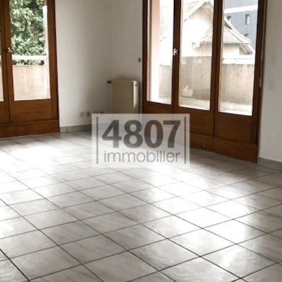 Appartement T3 à louer à Cluses - Photo 1