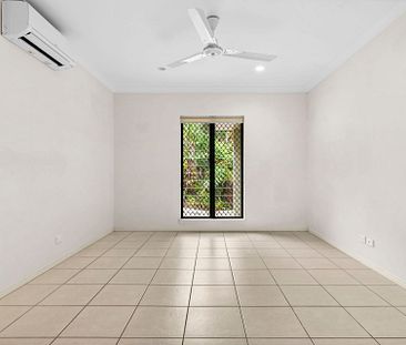 5 Dwyer Place, Redlynch. - Photo 1