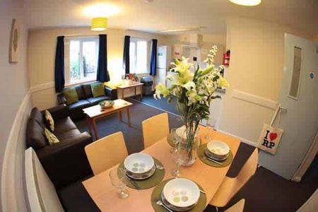 Premium Ensuite - Photo 2