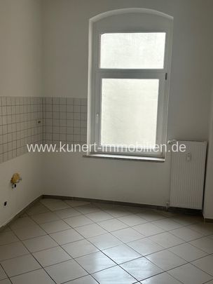 Frisch renovierte 2-Zi-Wohnung mit Fliesenboden am halleschen Zoo, 1.OG, Dusche, ... - Photo 1