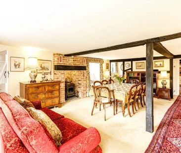 4 bedroom detached house to rent - Photo 1