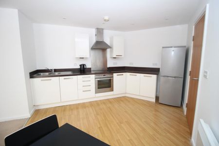 2 bedroom apartment to rent - Photo 5