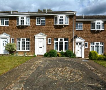 3 bedroom terraced house to rent - Photo 1