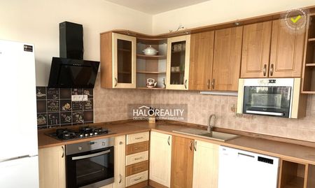 HALO reality - Prenájom, štvorizbový byt Banská Bystrica, Fončorda - Fotografia 4