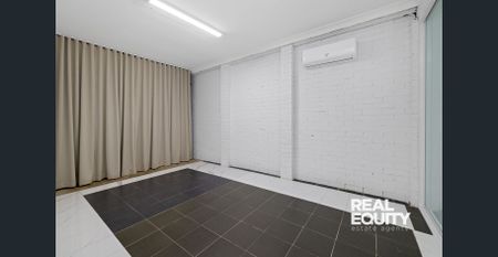 Ideal Home in the Heart of Raby - Photo 4