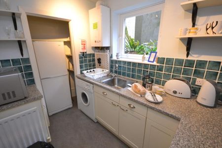 1 bedroom flat to rent - Photo 5