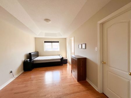 For Lease - 4439 Centretown Way, Mississauga, Ontario - Photo 5