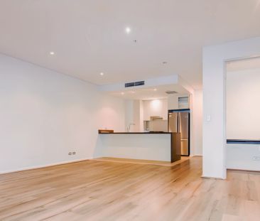 12 Victoria Park Pde, Sydney - Photo 1