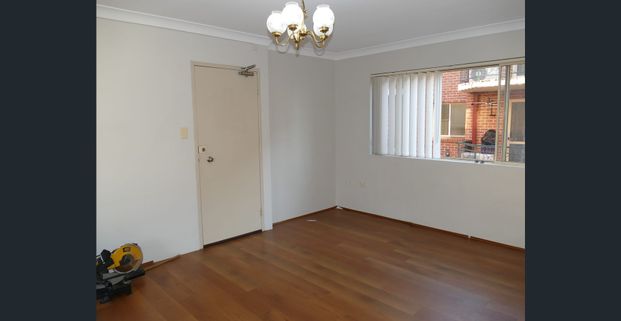 very coinvent location - Photo 1