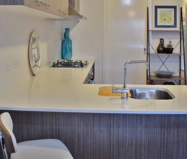 Modern Living in the Heart of Bloomdale Estate - Photo 2
