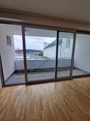 Schöne 2-Zimmer-Wohnung mit Balkon am Stadtplatz - Photo 1