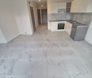 Appartement te huur - foto 2