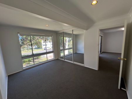 Large Family Home in Callala Beach - Photo 3