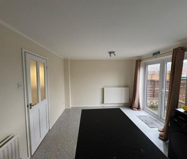 3 bedroom house to rent - Photo 2