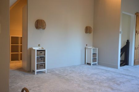 Prachtig vrijstaand huis - 4 à 5 slpk.& bew. opp. van 281m². - Photo 3