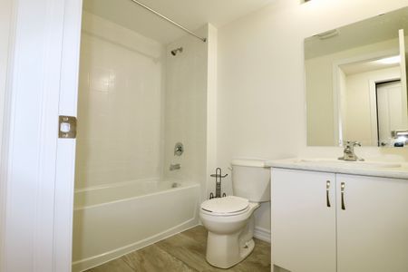 For Lease - 40 Valleybrook Road Unit# LOWER, Barrie, Ontario - Photo 5